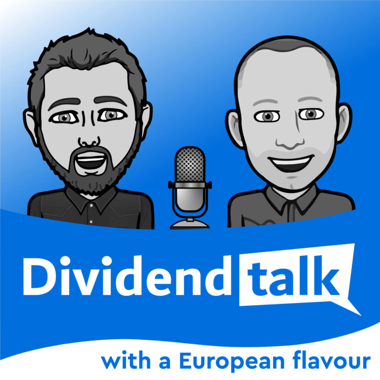 EPS #300 🎉 Live Show, Special Guests & a Toast to the Journey 🥂
